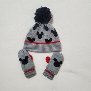 GAP DISNEY KIDS SET HAT & GLOVES SIZE 4-5 YEARS